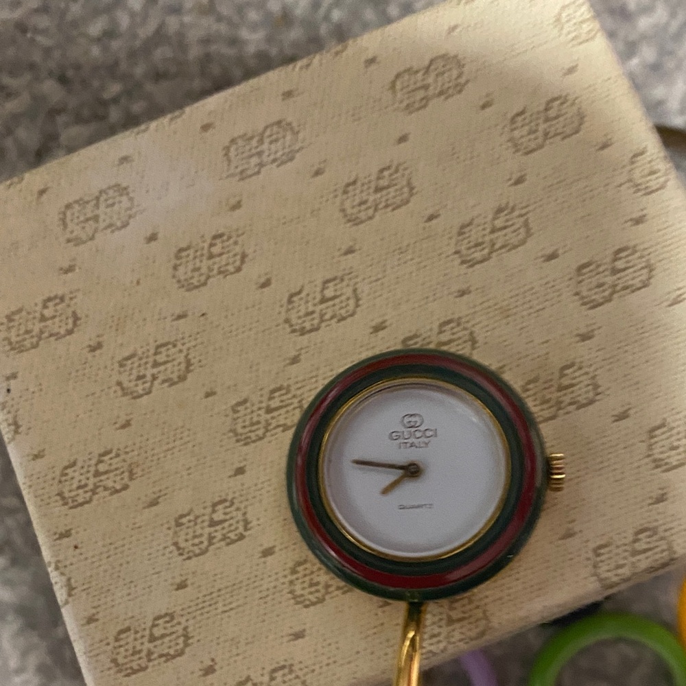 Gucci Multicolor Ring Set with Gold Bracelet - Picture 7 of 7